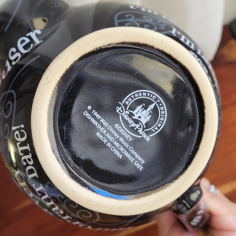 Disney Parks Alice in Wonderland Black Teapot "No Lid" Matching Teacups - Picture 8 of 14